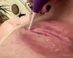 aqua_baby the squirt queen is back sit back and cum with show chat live porn live sex 1