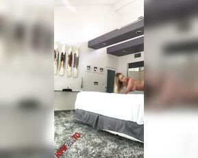 Alexis Adams BTS doing photos chat live porn live sex