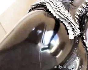susanwayland-10-06-2019-7504132-enjoy my sexy shiny latex booty show chat live porn live sex