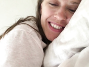 kagneylinn i'm gonna drop a pussy shaving video into your message boxes today if you want it show chat live porn