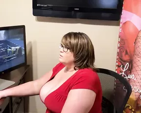 reallisasparxx If you're looking for an all natural big titty MILF show chat live porn