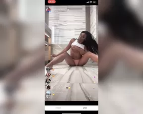 pyteee My Nude Xxx Behind the Scenes with show chat live porn