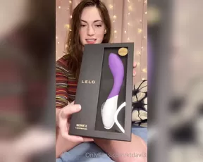 ktdavi3 tox boy series candid unwrapping reactions to my new favor show chat live porn live sex