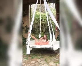 Madeleine Ivyy 10 minutes outdoor pussy fingering snapchat premium live porn live sex