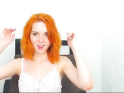 Round ass babe riding fast