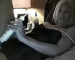 Awesome blonde gives blowjob