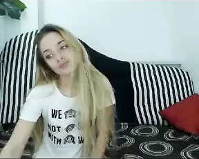 So pretty latin brunette wife make a hell of a blowjob when parents leave