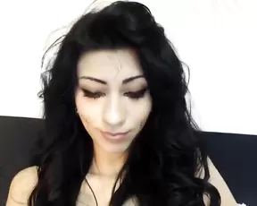 Latina is giving a blow job