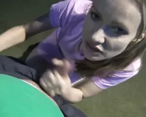 dirty juliette Public Tennisplatz Pipi Votze reingefickt! live porn live sex