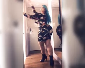 DIAMONDDOLL hotel room tease video chat live porn live sex