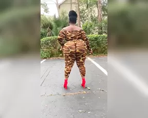 therealfyebottom my sexy ass walk away should i do this naked show chat live porn live sex