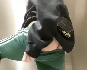 ogaquafina airport bathroom vibes show chat live porn live sex