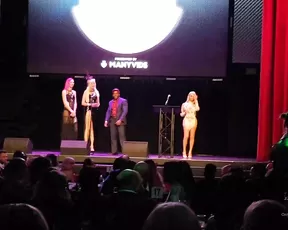 sarinahavok presenting the award for best internet personality at show chat live porn live sex