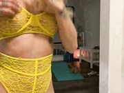 brinamberlee The full vid is 3 minutes long if you want it just se show chat live porn