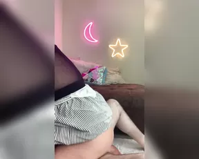 kelllikellly_hear me orgasm_19565995 show chat live porn