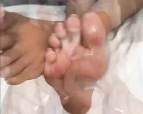 prettyfeetparis 18 11 2020 smh I gotta remember to turn my phone sideways w show chat live porn