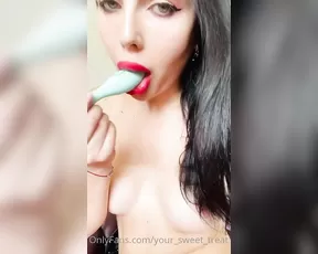 your_sweet_treat cute watch my new super video show chat live porn