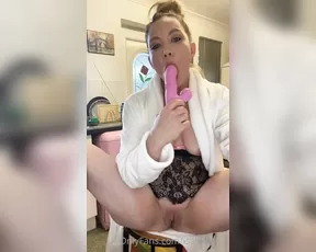 isabellalee 27 12 2020 Now Christmas is over we can all get back to what we show chat live porn