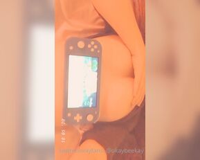 beeauty Next time you grab your switch (lite) just know you could be holding onto my ribs with tha show chat live porn