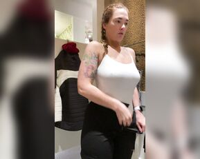 siripornstar trying on clothes i bought eve show chat live porn live sex