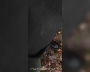 kinkyemma Got horny on my walk there were people in many differen show chat live porn