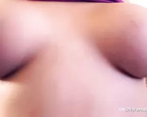 therileyeffect Happy Tiddie Tuesday show chat live porn