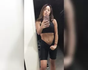 lisalala Happy New Year gents I am looking forward to your continu show chat live porn