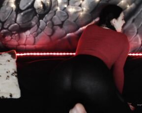 anacondanoire be mesmerized by lady anacondas juicy ass while she emasculates and teases you about your show chat live porn live sex 1
