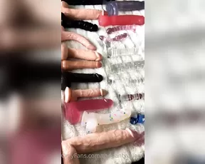 thepantyqueen A few of my toys show chat live porn