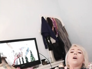 kinkerbell23 Mmmmm this turns me on so much seeing his his big co show chat live porn