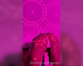 kittyroyales Shake shake shake show chat live porn