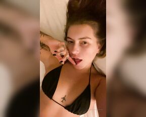 verushkasmirnova Wanna play with me Message for more show chat live porn
