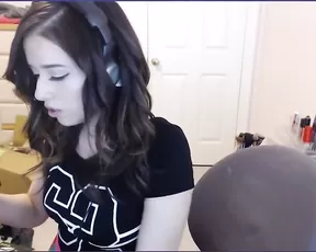 pokimane big tight booty tease leaked twitch streamer video