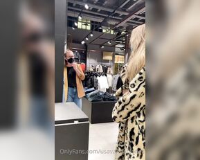 usavannahjones 10 11 2020 really wanted to flash in the store for you in that coat but the sales assistent just woul Adult Webcams chat for free live porn