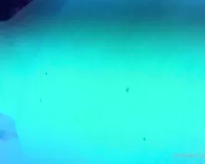 elliespanties watch me flash my pussy on the sunbed (in public ) Adult Webcams chat for free live porn live sex