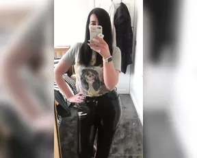 morticia_adms Tight pants from front slow moving x Adult Webcams chat for free live porn