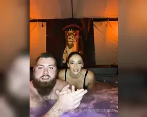 wcaproductions1 Naked hot tub Q A with sheenaryder1 Adult Webcams chat for free porn