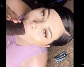 Lauryncolvin/locolvin blowjob chat for free