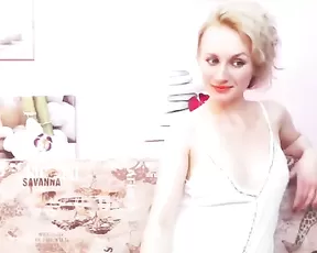 My awesome brunette is doing blowjob to please me