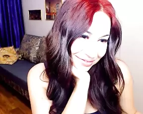 Girl takes her clit for a spin