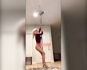 Luna Skye booty spreading & pole dance snapchat premium porn live sex