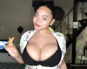 rozavasilishina happy tittytuesday for u eating ice-cream through Adult Webcams chat for free porn live sex