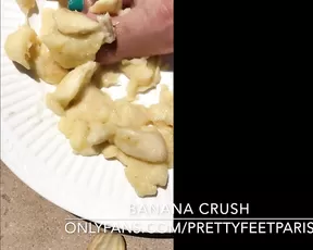 prettyfeetparis bc crushing 2 bananas is more fun than one Adult Webcams chat for free porn