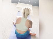 madammonroe1 Post work out stretches that turned naughty Enjoy Adult Webcams chat for free porn