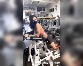 bonnierottenx Who s up I'm tired and sweaty laying in bed from tod Adult Webcams chat for free porn