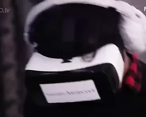 Sexy strip ONLINE