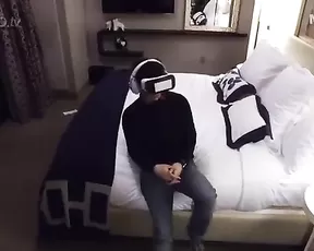 Sexy strip ONLINE