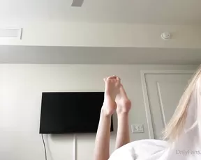 lilacwinds A couple of undressing live sex for you guys Adult Webcams chat for free porn