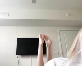 lilacwinds A couple of undressing live sex for you guys Adult Webcams chat for free porn
