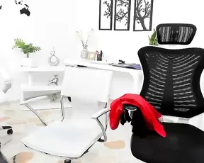 emillybrowm Chaturbate naked live sex